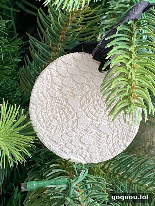 Handmade DIY lace Christmas decorations crafted from air-dry clay, lace, and basic supplies. Simple, stylish, and customizable festive accents for your tree.